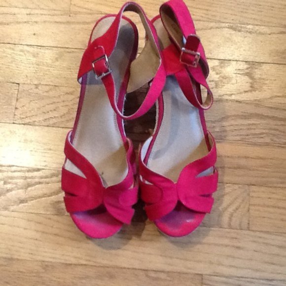 Red Espadrille Wedges - Picture 2 of 4
